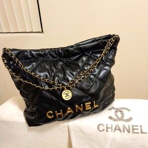 💕🆕️Quilted 22 Bag